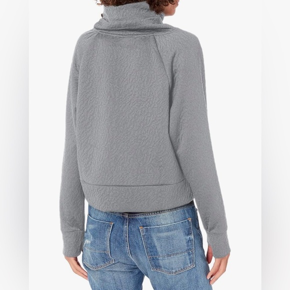 Light Heather Juicy Couture Active Crop Pullover - Picture 2 of 2